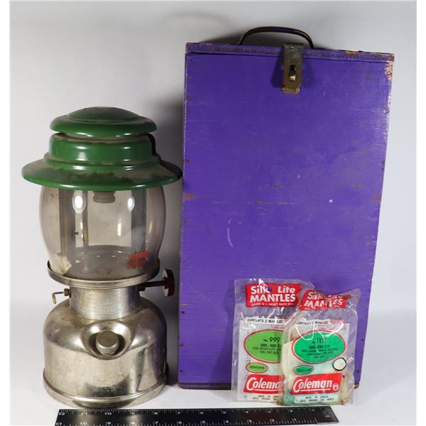 COLEMAN MODEL 635 OIL LANTERN IN CASE WITH