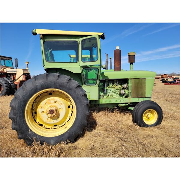 JD 5020 Tractor, 18.4 x 38 Duals, 1000 PTO, running, SN. 026033R