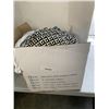 Image 2 : LOT OF STORE RETURN HEATED BLANKETS UNTESTED