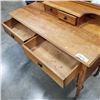 Image 2 : ANTIQUE OAK VANITY DRESSER