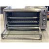 Image 2 : BLACK AND DECKER TOASTER OVEN - WORKING