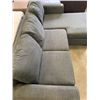 Image 2 : ROYAL FURNITURE GREY FABRIC SECTIONAL - OTTOMAN IS REVERSIBLE