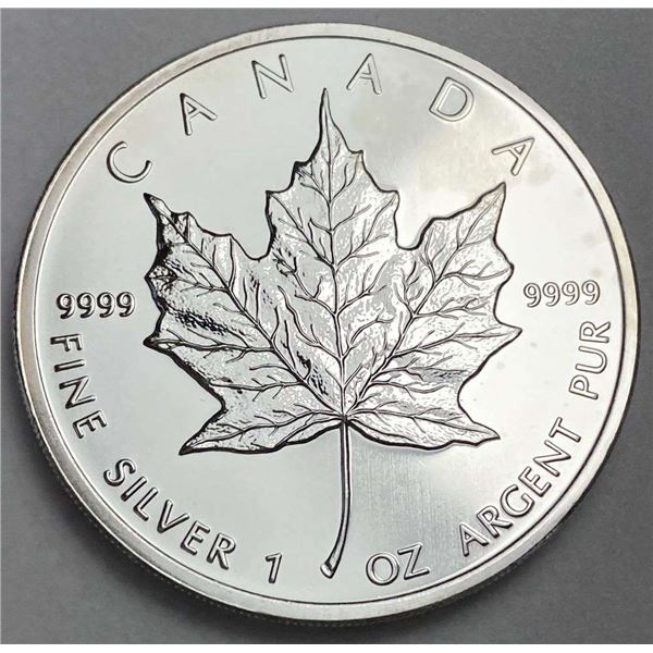 2009 Canada $5 Maple Leaf 1 ozt .9999 Silver