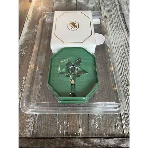 Swarovski Annual Edition 2023 Ornament, Clear Crystal Star with 97 Facets, Gold-Tone Finished Tag, P