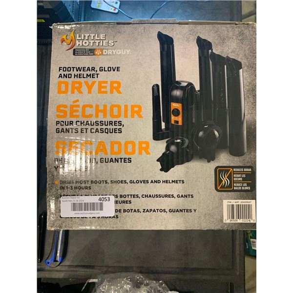 Little hotties footwear, glove and helmet dryer