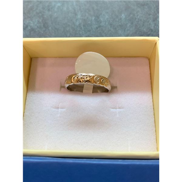 Aloha jewlery co. 925 Sterling Silver 14K Gold Plated 4mm Hawaiian Princess Plumeria Flower Scroll R