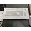 Image 1 : Wireless keyboard and mouse combo pack