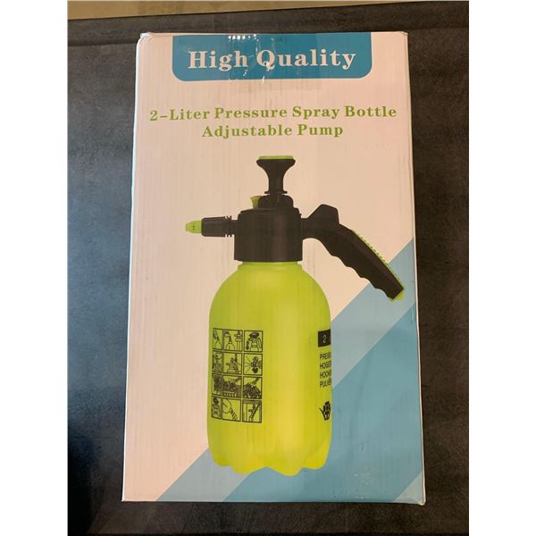 High quality 2 - litre pressure spray bottle with adjustable pump