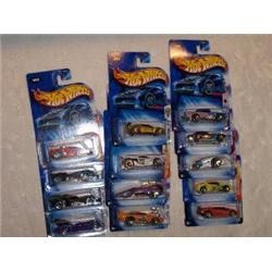 13 HOT WHEELS DIE CAST CARS