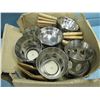 Image 8 : Granite rolling pin, large utensils, pie or cheesecake cutter, stainless butter dishes for heating u