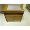 Image 1 : TV stand with swivel top