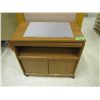 Image 5 : TV stand with swivel top