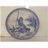 Image 4 : 2 Ceramic  decorative plates