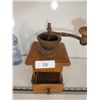 Image 2 : Antique Coffee grinder