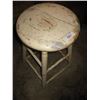 Image 2 : Antique White stool