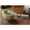 Image 2 : German invalid cup, British invalid cup, Staigen