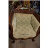 Image 1 : Antique bedroom chair w/ very detailed clawfeet