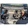 Image 9 : *R* 2007 HONDA CIVIC HYBRID, 4DR SEDAN, WHITE, VIN JHMFA36217S801454