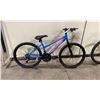 Image 1 : MOVELO ALGONQUIN TWENTY FOUR BLUE 18 SPEED MOUNTAIN BIKE