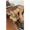 Image 2 : COMMERCIAL EXCAVATOR HYDRAULIC ARTICULATING EAR ATTACHMENT