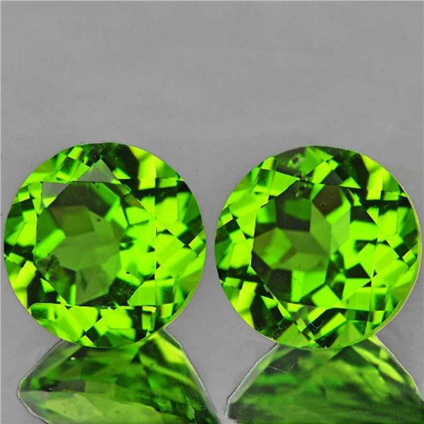Natural  Green Peridot Pair 7.00 MM - VVS
