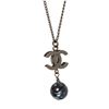 Image 5 : Chanel Blue Faux Pearl & CC Pendant Necklace
