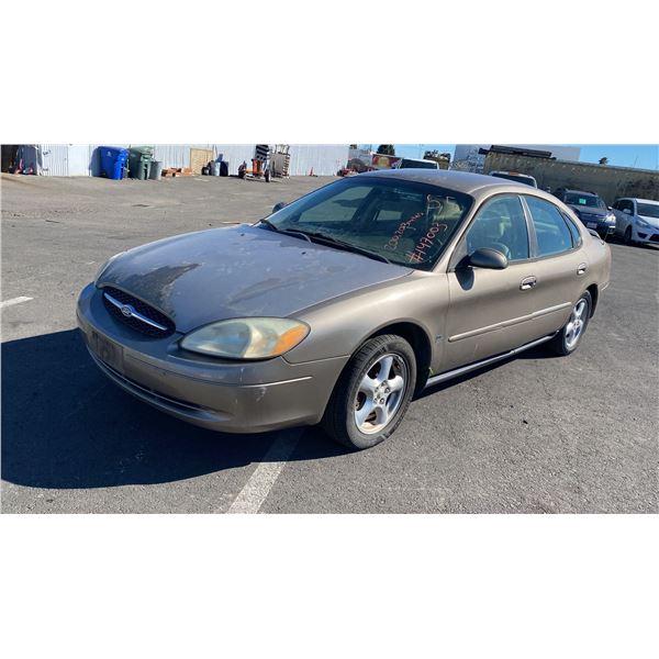 2002 Ford Taurus
