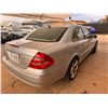 Image 2 : 2006 Mercedes Benz E350 - SALVAGE/158,817 Mi