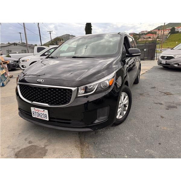 2016 Kia Sedona - CLEAN/114,910 Mi