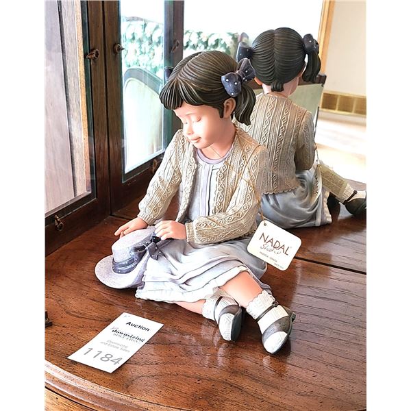 Nadal Doll Figurine A