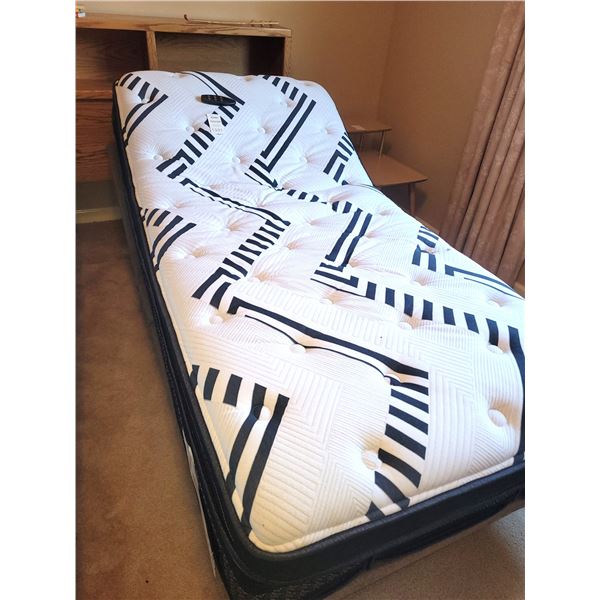 Electronic Serta Single Adjustable Bed C