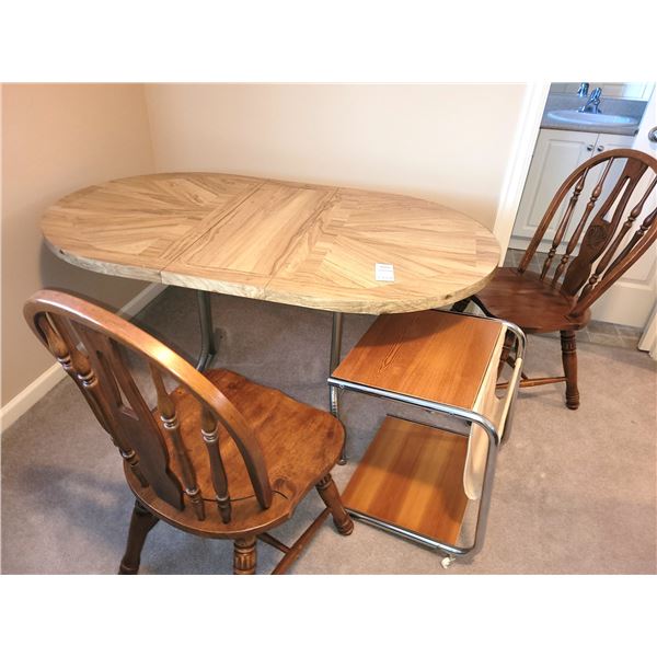 Vintage table and chairs C