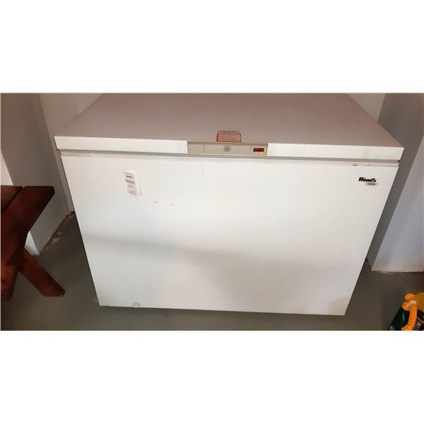 Chest Freezer C