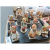 Image 1 : 9-Hummel Medium Figurines - 9 X $
