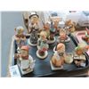 Image 1 : 9-Hummel Medium Figurines - 9 X $