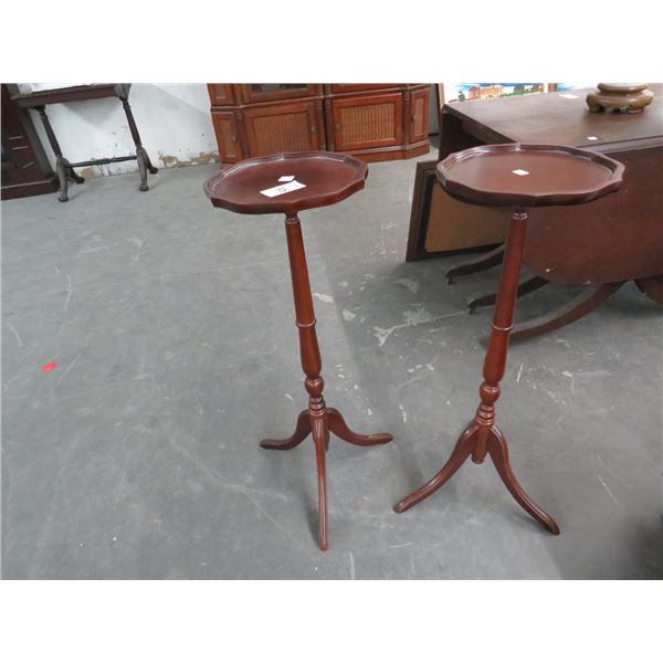 2-Vintage Powell Cherry Pedestal Tables - 2 X $