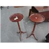 Image 3 : 2-Vintage Powell Cherry Pedestal Tables - 2 X $