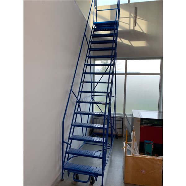 MOBILE 12FT WAREHOUSE STEP PLATFORM
