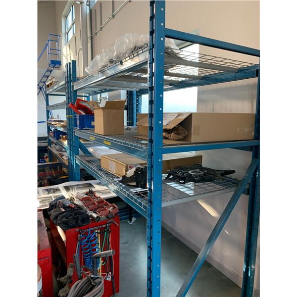 2 SECTIONS OF BLUE PALLET RACKING W/MESH DECK AND 3 ADDITIONAL UPRIGHTS