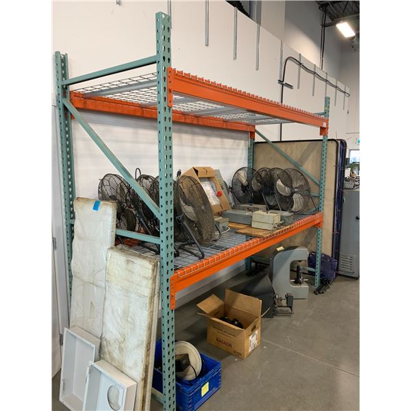 SECTION OF ORANGE & GREY PALLET RACKING W/MESH DECK - APPROX, 9FT ACROSS X 3 1/2FT WIDE X 8FT HIGH