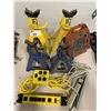 Image 2 : 2 SETS OF JACK STANDS (6 TON, 2 1/2 TON) AND ASSORTED POWER BARS
