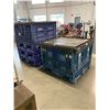 Image 2 : GROUP OF 4 FOLD DOWN PLASTIC PALLETS WITH 3 LIDS