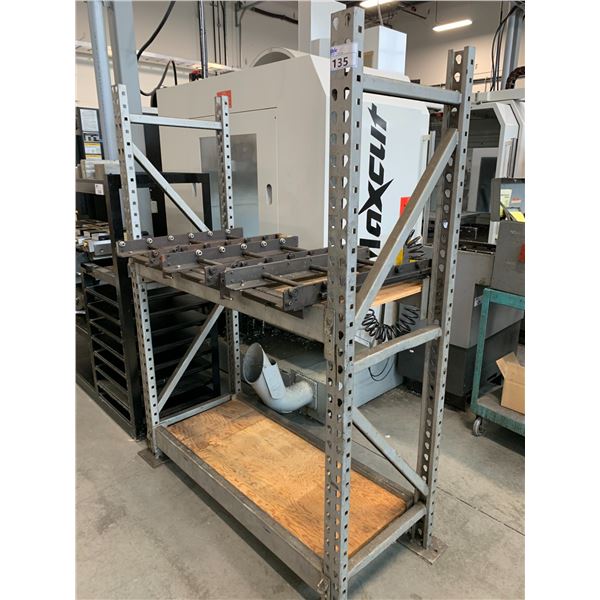 STEEL PALLET SWITCHER RACK WITH 3 PALLET RECEIVERS