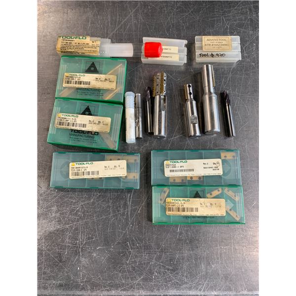 BOX OF INDEXABLE THREAD MILLS