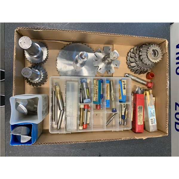 BOX OF VARIOUS SIDE/FACE CUTTERS AND END MILLS (APPROX.50 PCS.)