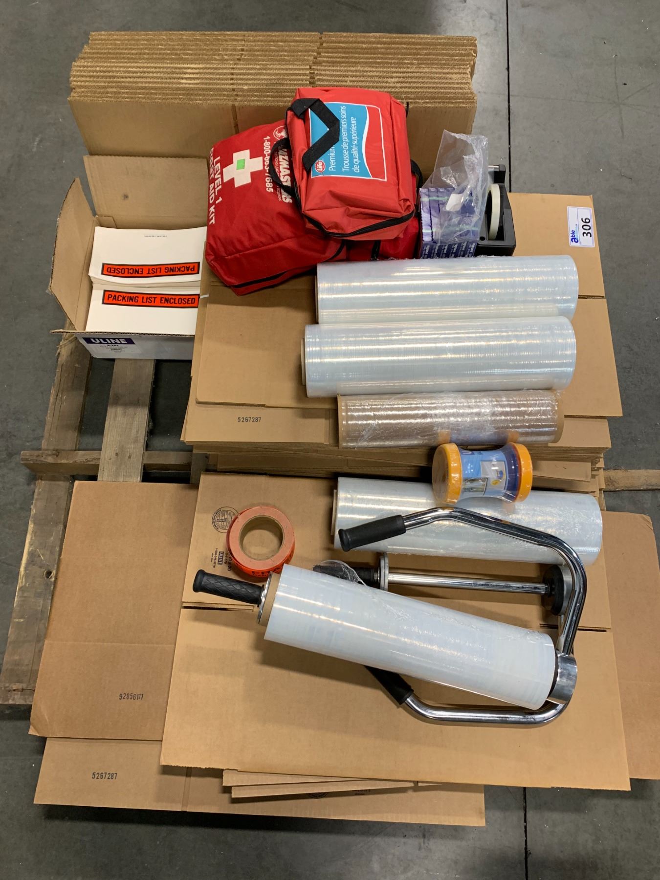 LARGE GROUP OF ASSORTED PACKING & SHIPPING SUPPLIES Able Auctions