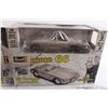 Image 2 : Revell Route 66 '62 Corvette Convertible Model Kit - NIB, 1/25