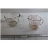 Image 1 : (2) Pyrex Liquid Measuring Cups