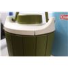 Image 10 : * Vintage Coleman Cooler & Water Jug Canadian 1970-71 (Few Cracks on Jug)