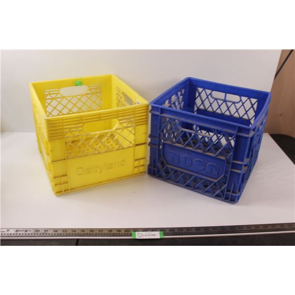 (2) Used Milk Crates (Bottom of Blue has Cracks)